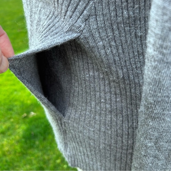 Lululemon Sweat And Savasana Sweater | Merino Wool Grey | Size 4 - Picture 15 of 16